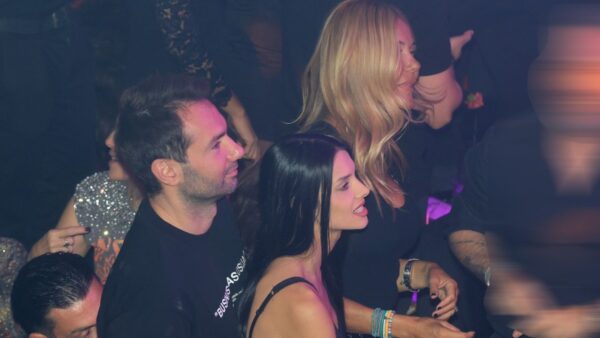 Παπάς Μπεζάν