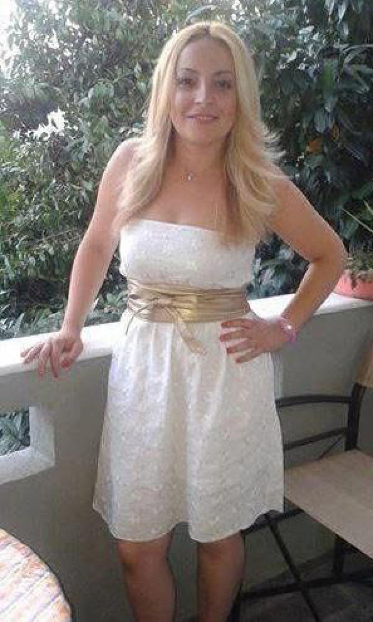 Έλενα Κατσαρού