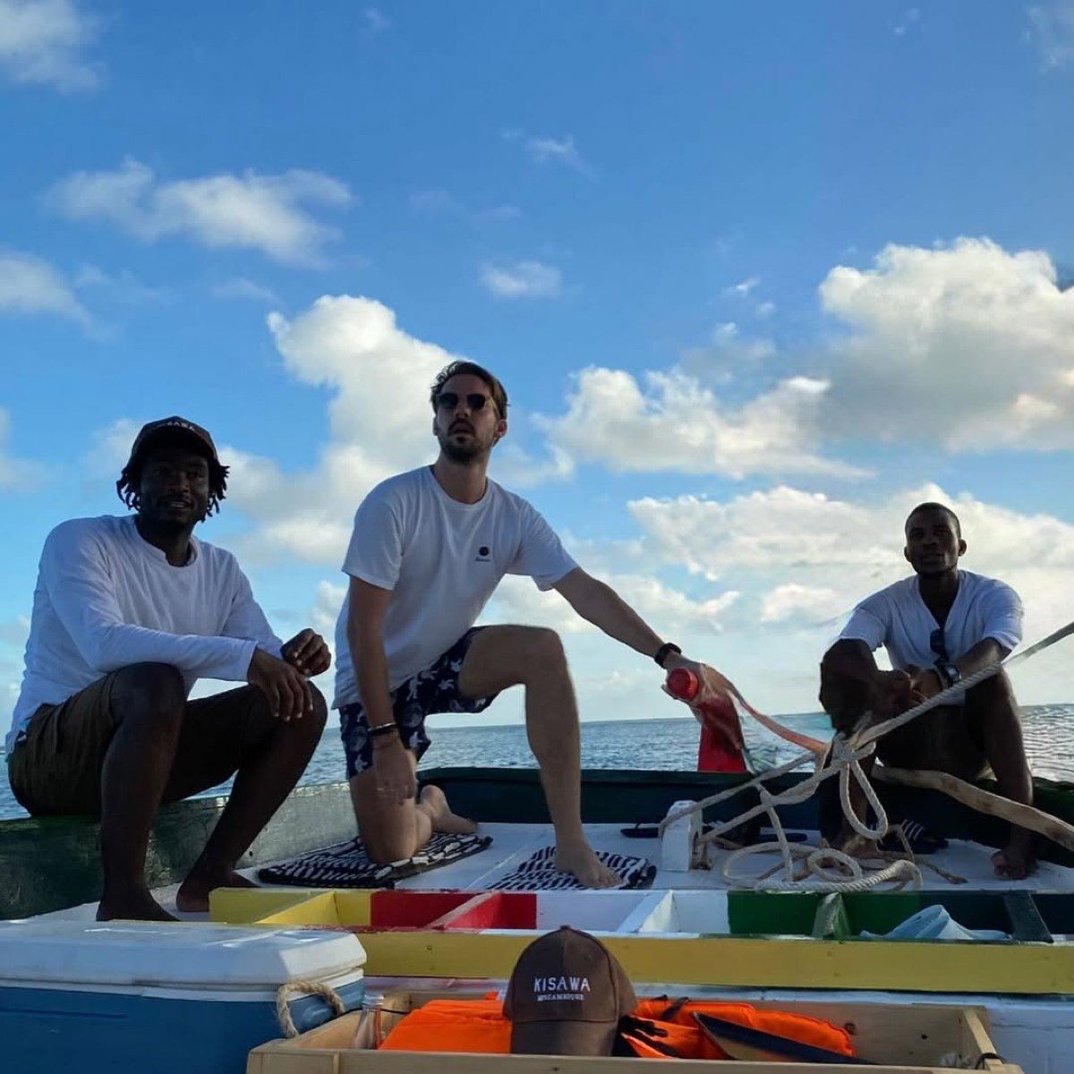 Ο Φίλιππος Ντε Γκρες και η Νίνα Φλορ στην Αφρική