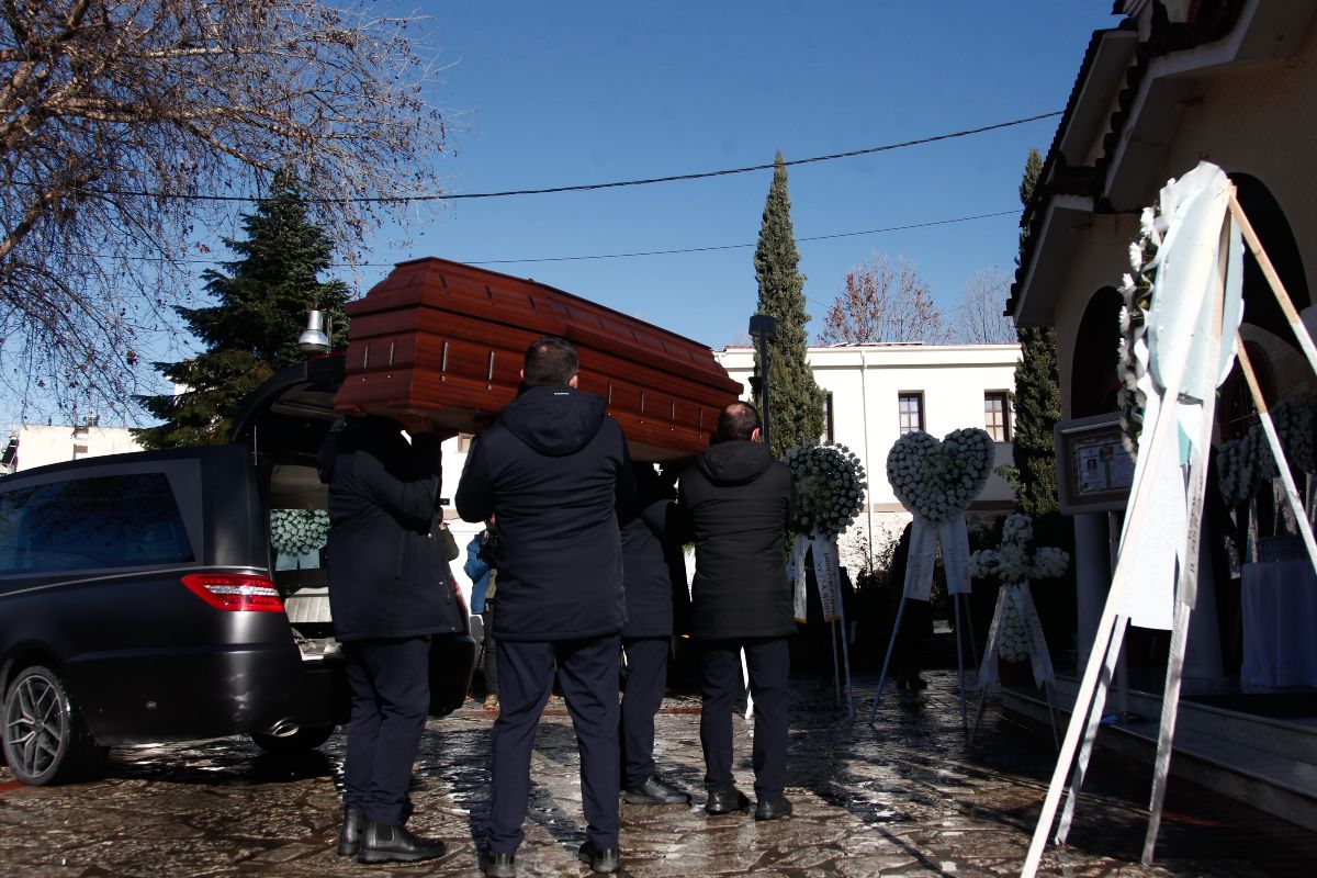 Κηδεία Έλενας Κατσαρού