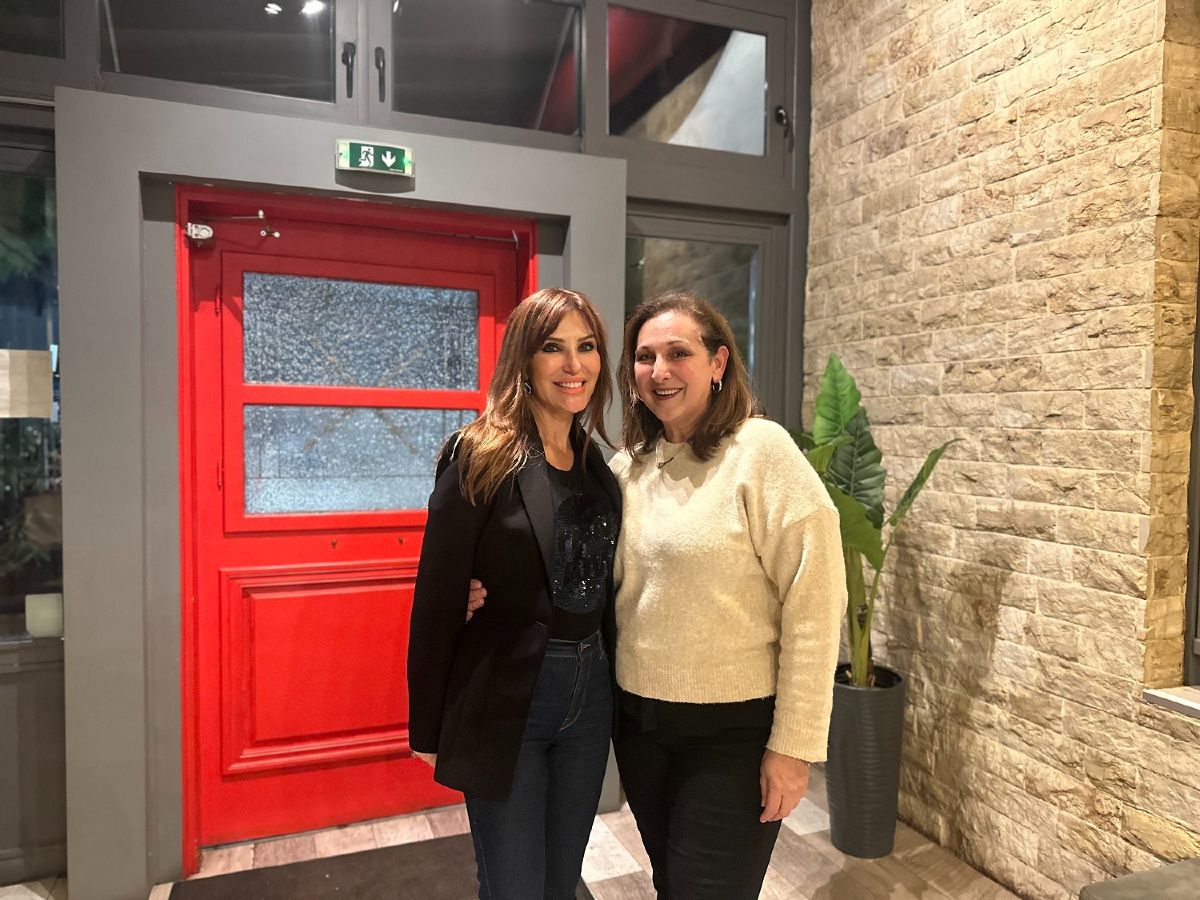 Βίκυ Χατζηβασιλείου, Αναστασία Ζαγκοπούλου