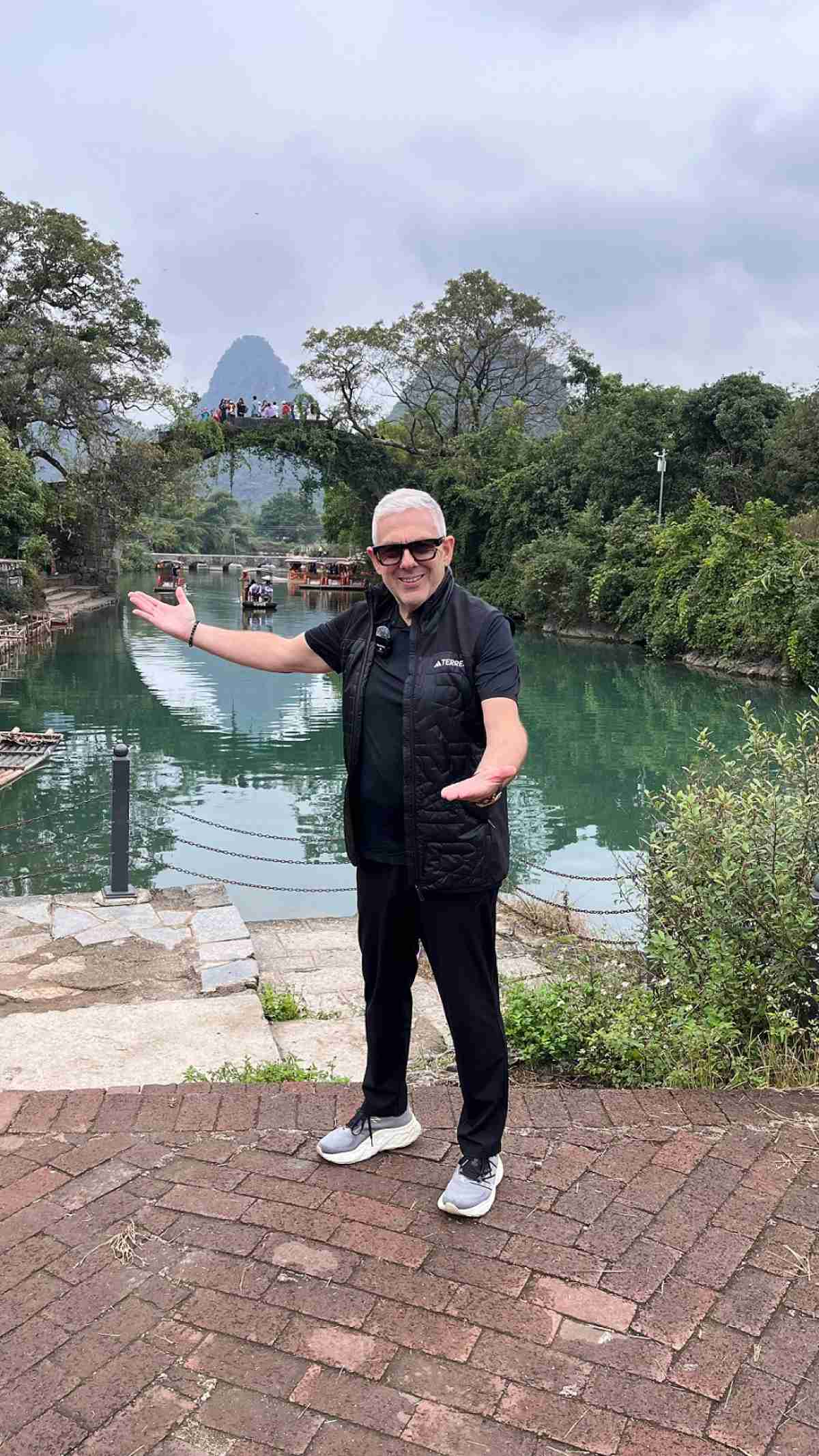 Ο Τάσος Δούσης στην Κίνα