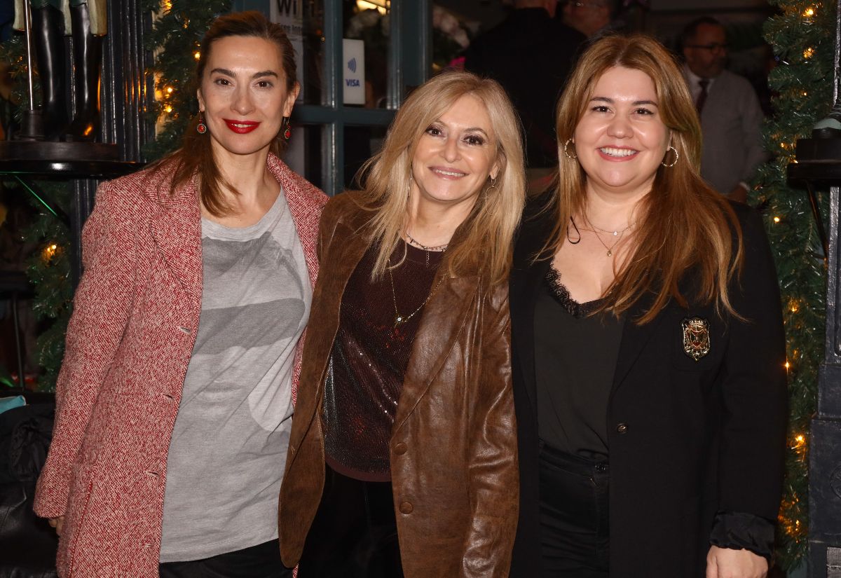 Βίκυ Βολιώτη, Βασιλεία Ζερβού, Μαριέλλα Σαββίδου