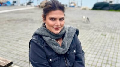 Η Δανάη Μπάρκα στα social media