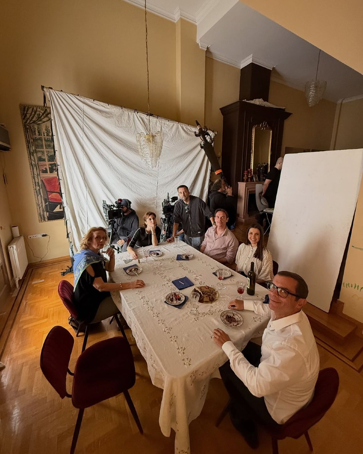 Backstage φωτογραφία από τα γυρίσματα της σειράς, Ο Δικαστής