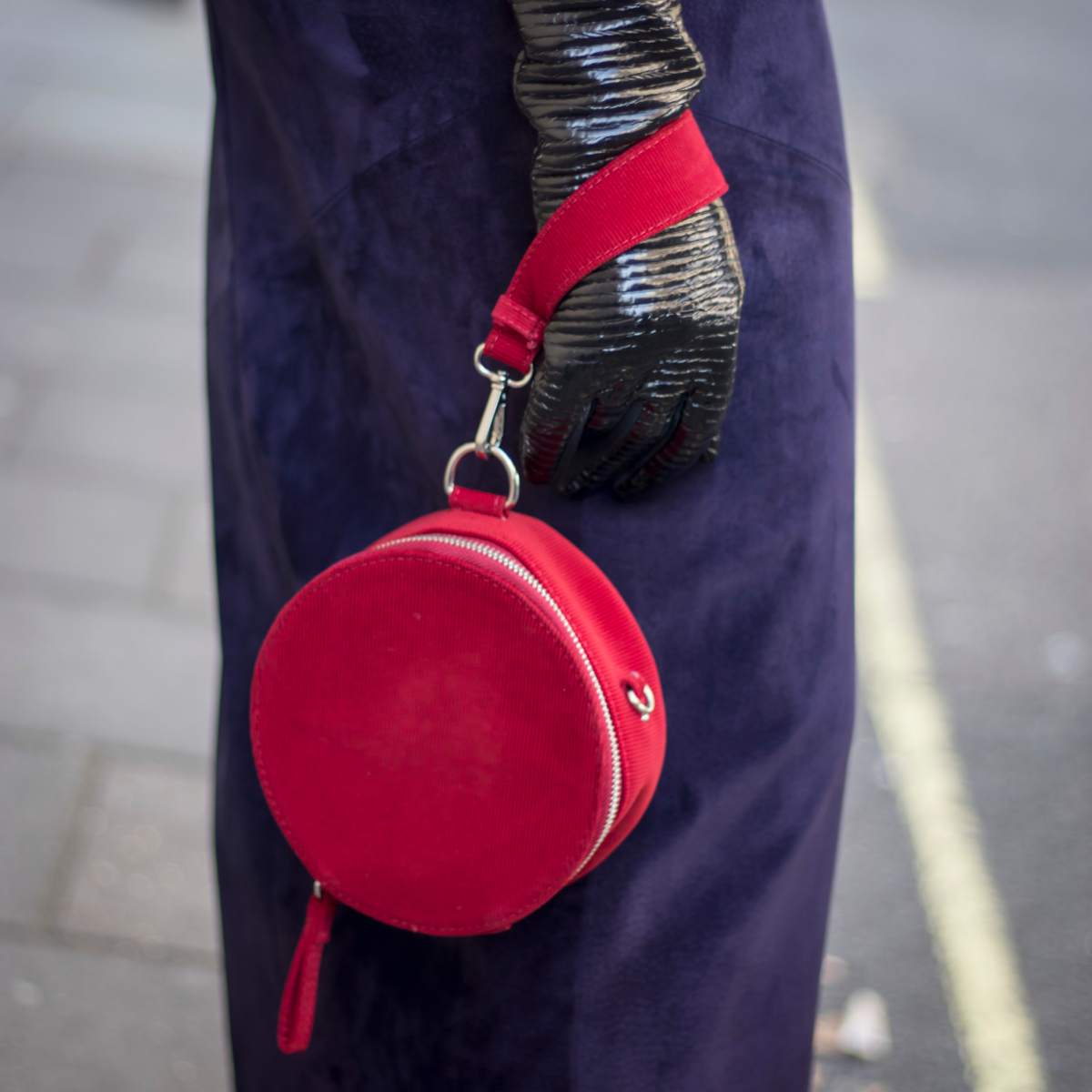 δερμάτινα γάντια στο street style