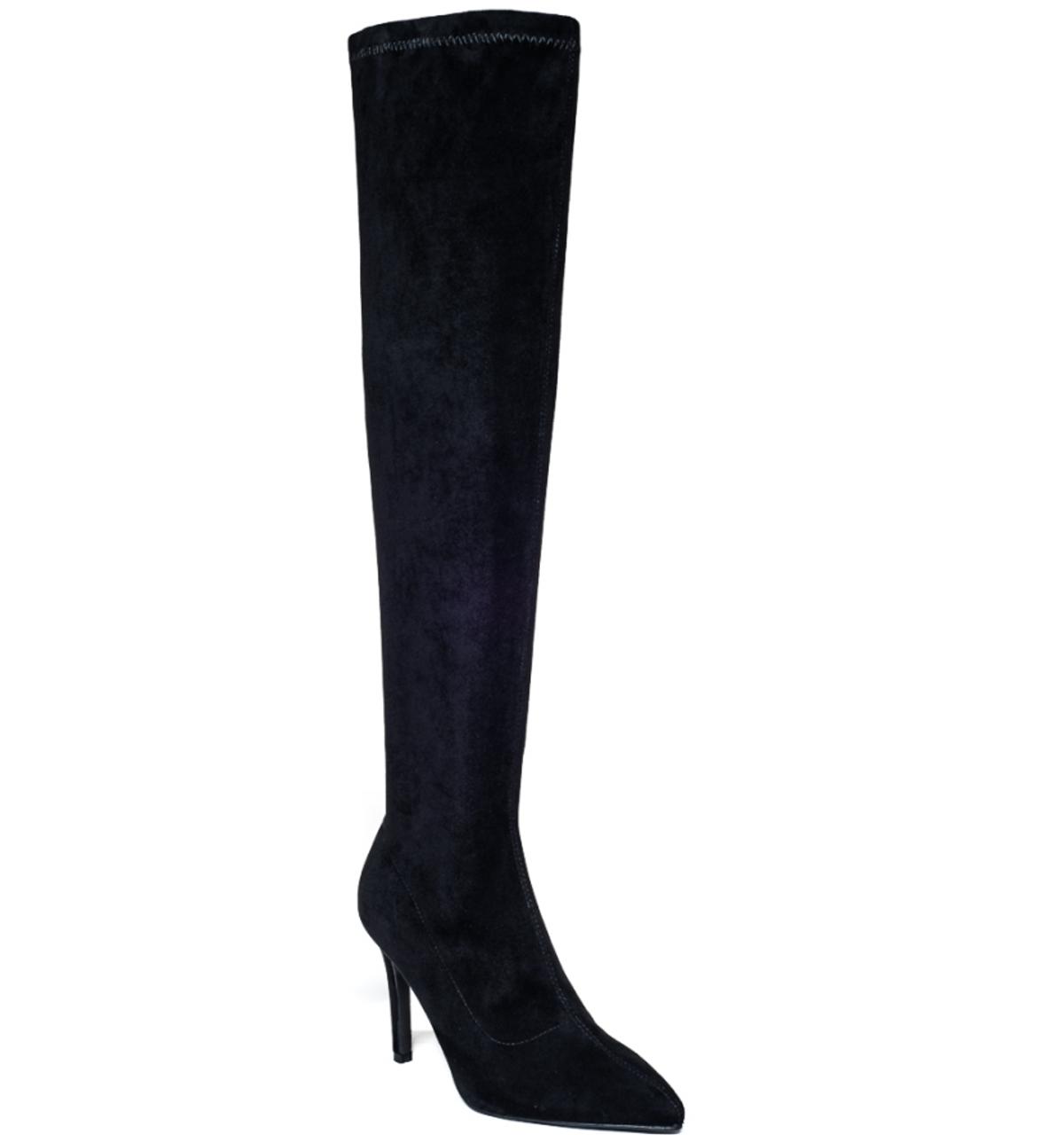 Αυτές είναι οι μπότες που έχουν γίνει εμμονή στις celebrities – Πώς τις φόρεσε η Κατερίνα Καινούργιου