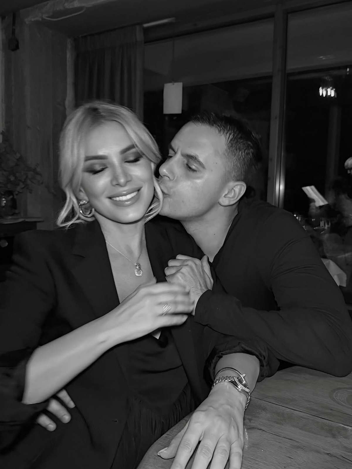 Μεγάλο έρωτα έχουν η Κατερίνα Καινούργιου και ο Παναγιώτης κουτσουμπής