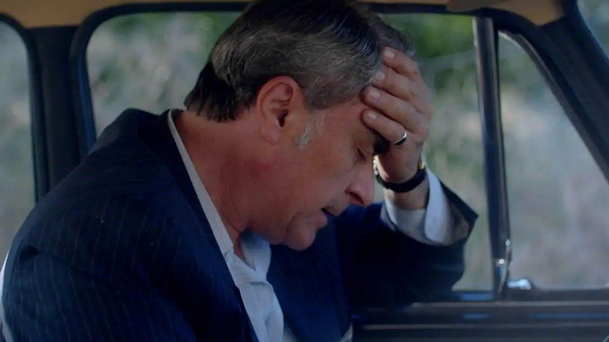 Άγιος Έρωτας: Η Ελένη στέλνει στον «τάφο» τον Κυριάκο!