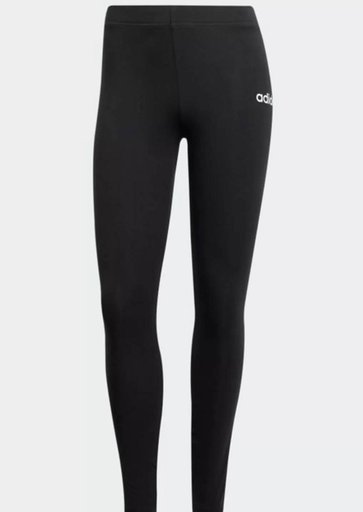 Ελεωνόρα Ζουγανέλη: Η total black εμφάνιση και οι 2 τάσεις που έκαναν τη διαφορά στο look