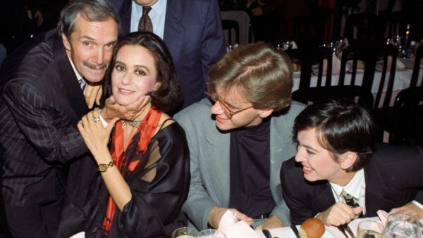 ηθοποιοί της σειράς λάμψη