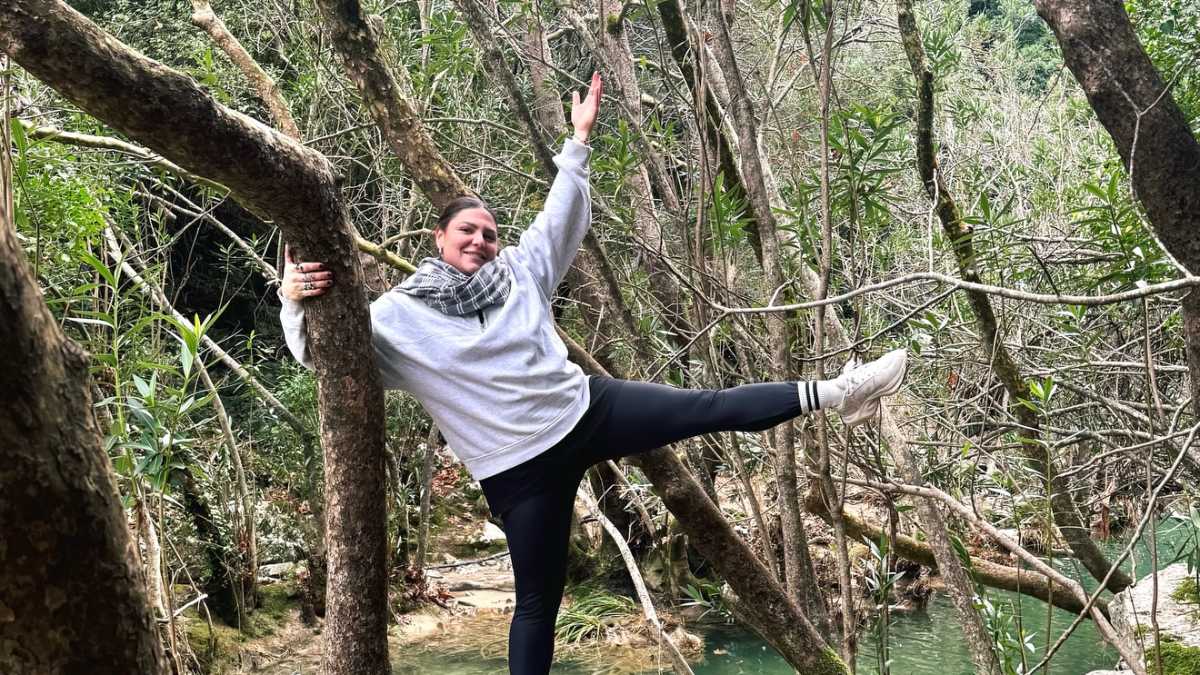 Η Δανάη Μπάρκα στην εξοχή