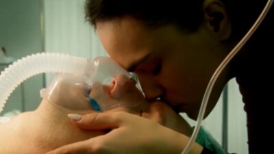 Να μ'αγαπάς