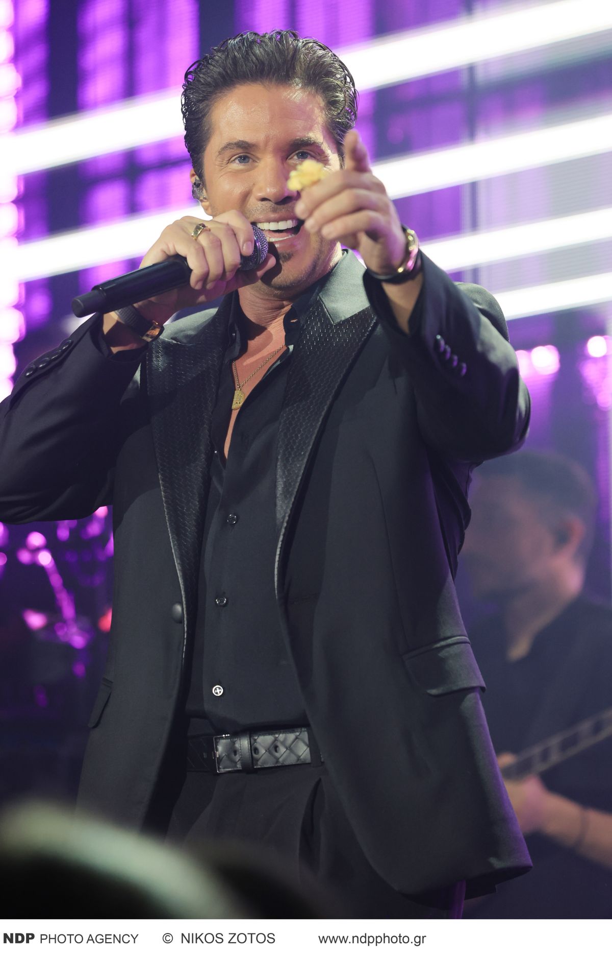 Νίκος Οικονομόπουλος: Το χρυσό deal και το… παλάτι!