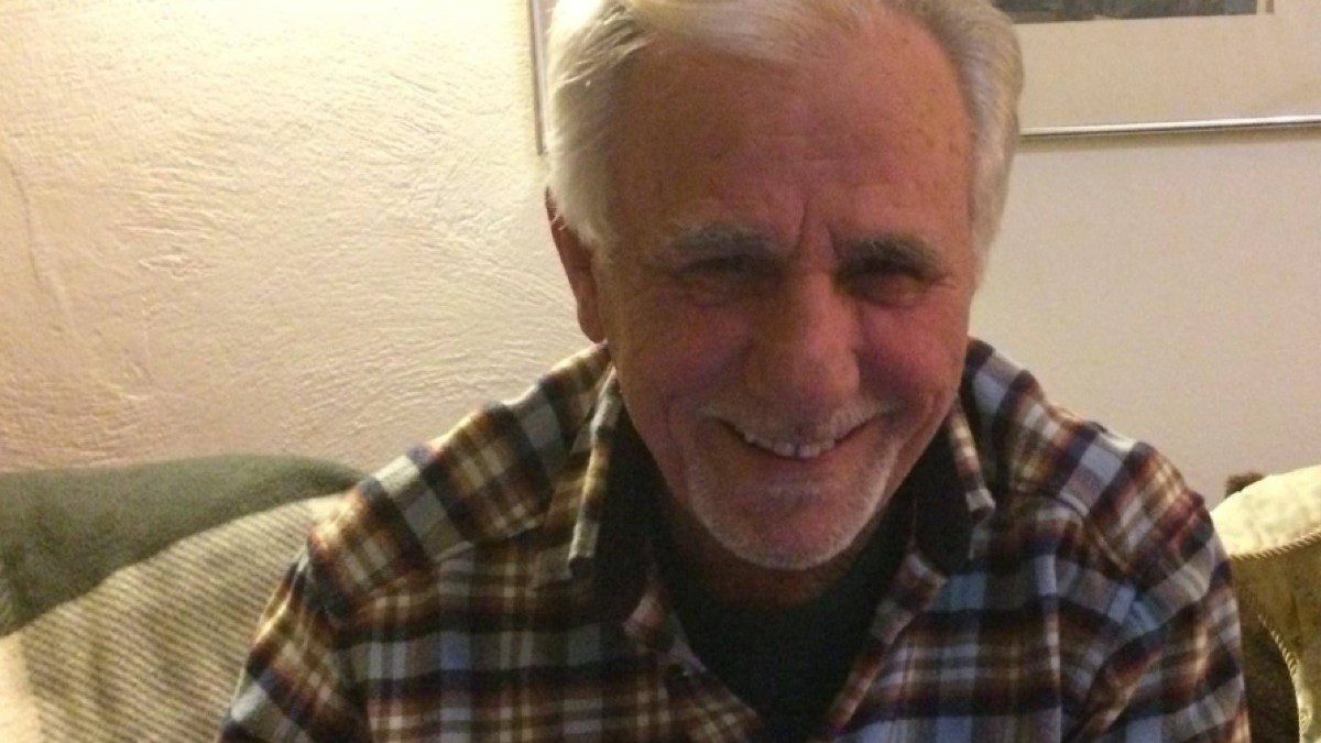 Ο Σπύρος Καρατζαφέρης στο Facebook