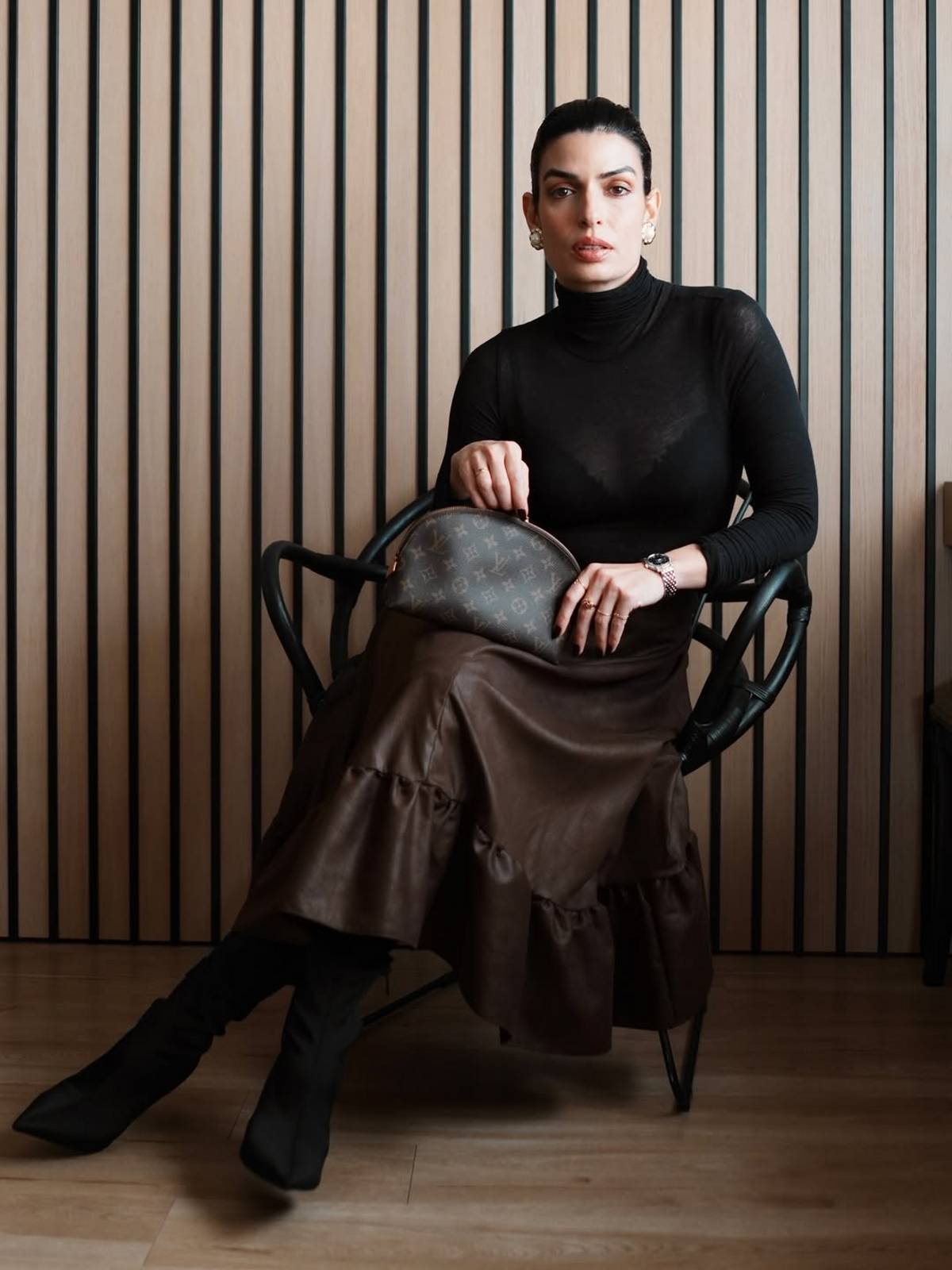 Μαύρο με καφέ στο look της Τόνιας Σωτηροπούλου