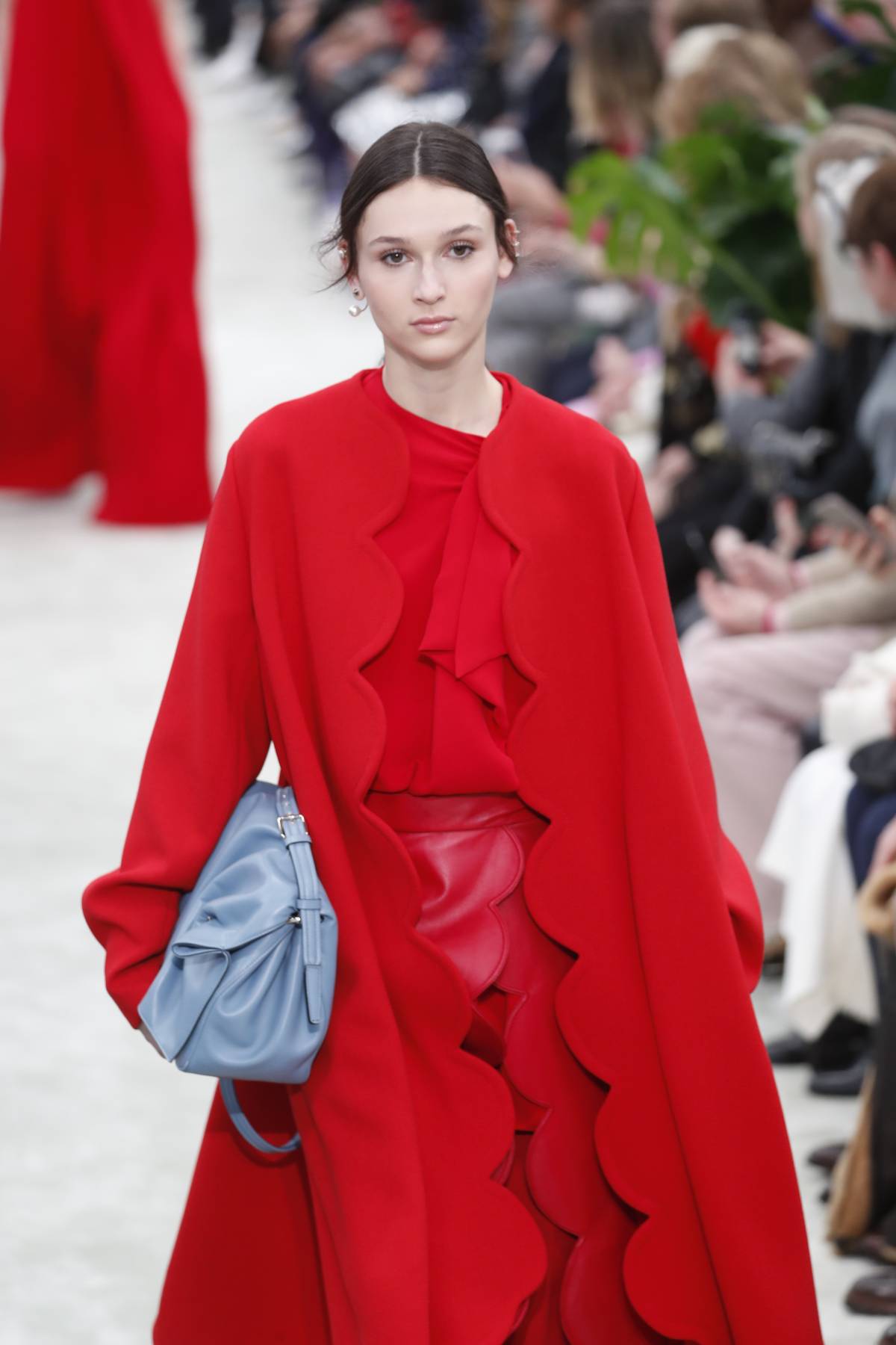 κόκκινο φόρεμα βαλεντίνο