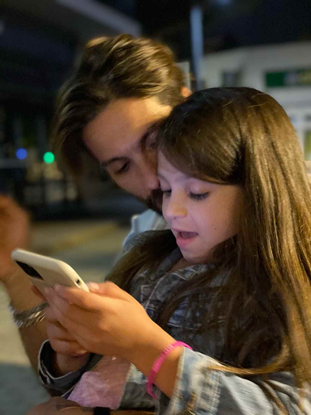 Ο Γιώργος Καράβας με την κόρη του