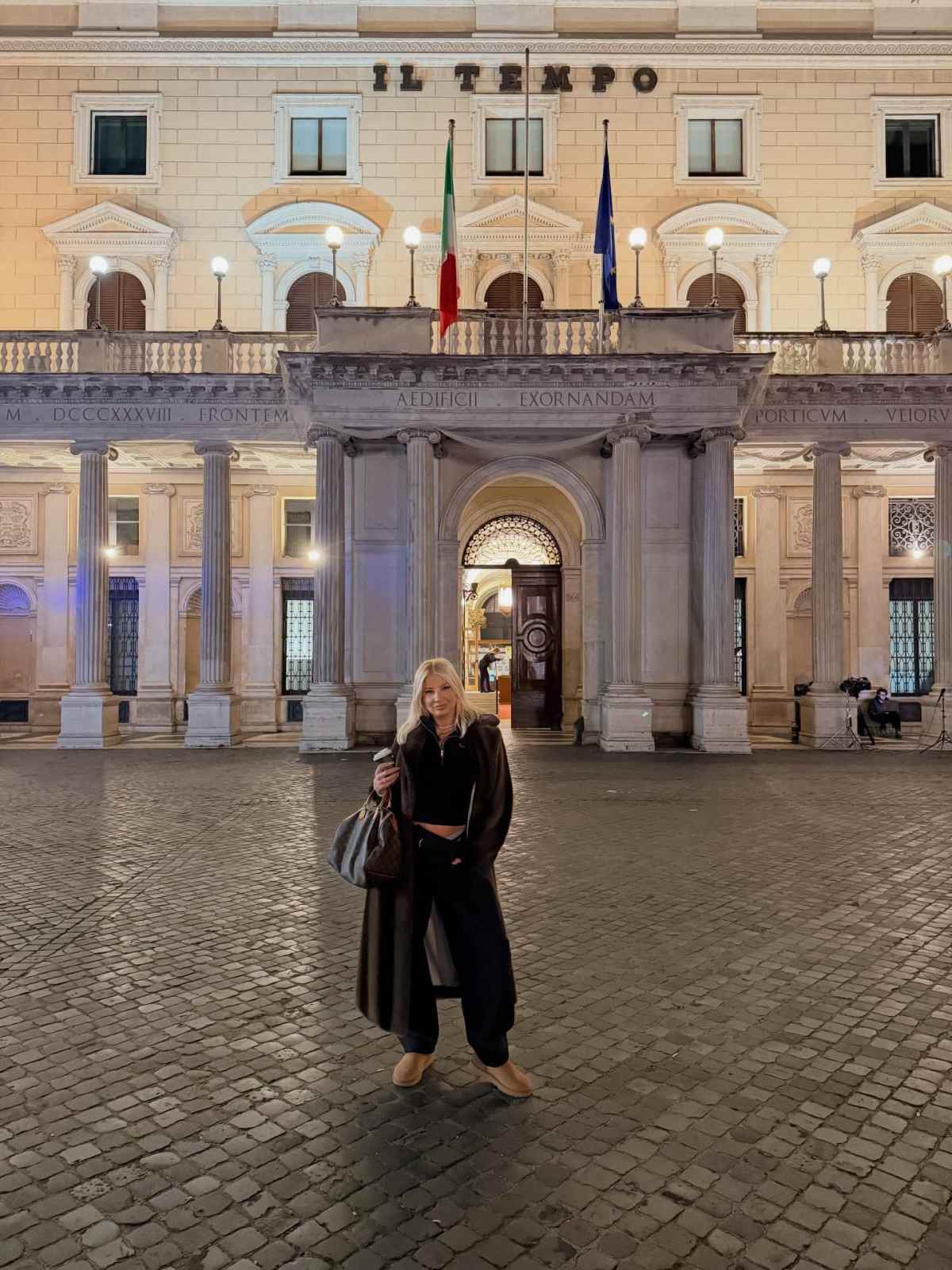 Η ανάρτηση της Φαίης Σκορδά από την Ιταλία