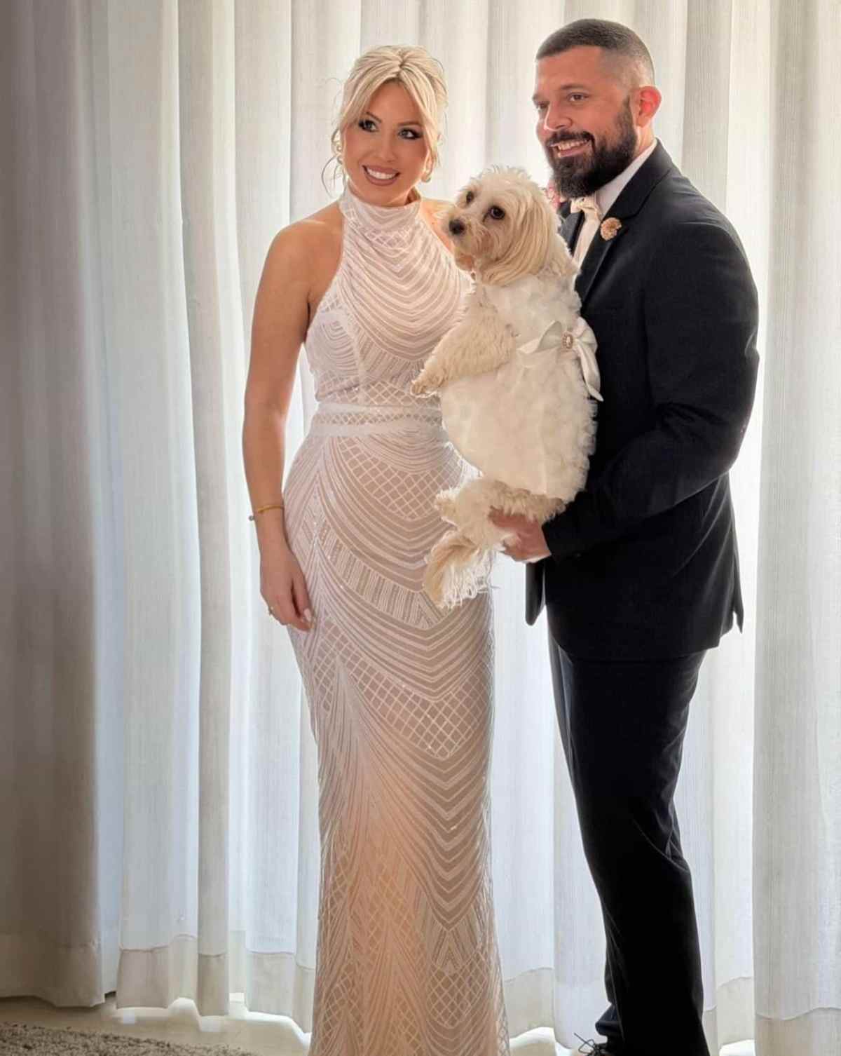 Ο αδελφός της Λεάννας Μάρκογλου με τη σύζυγό του