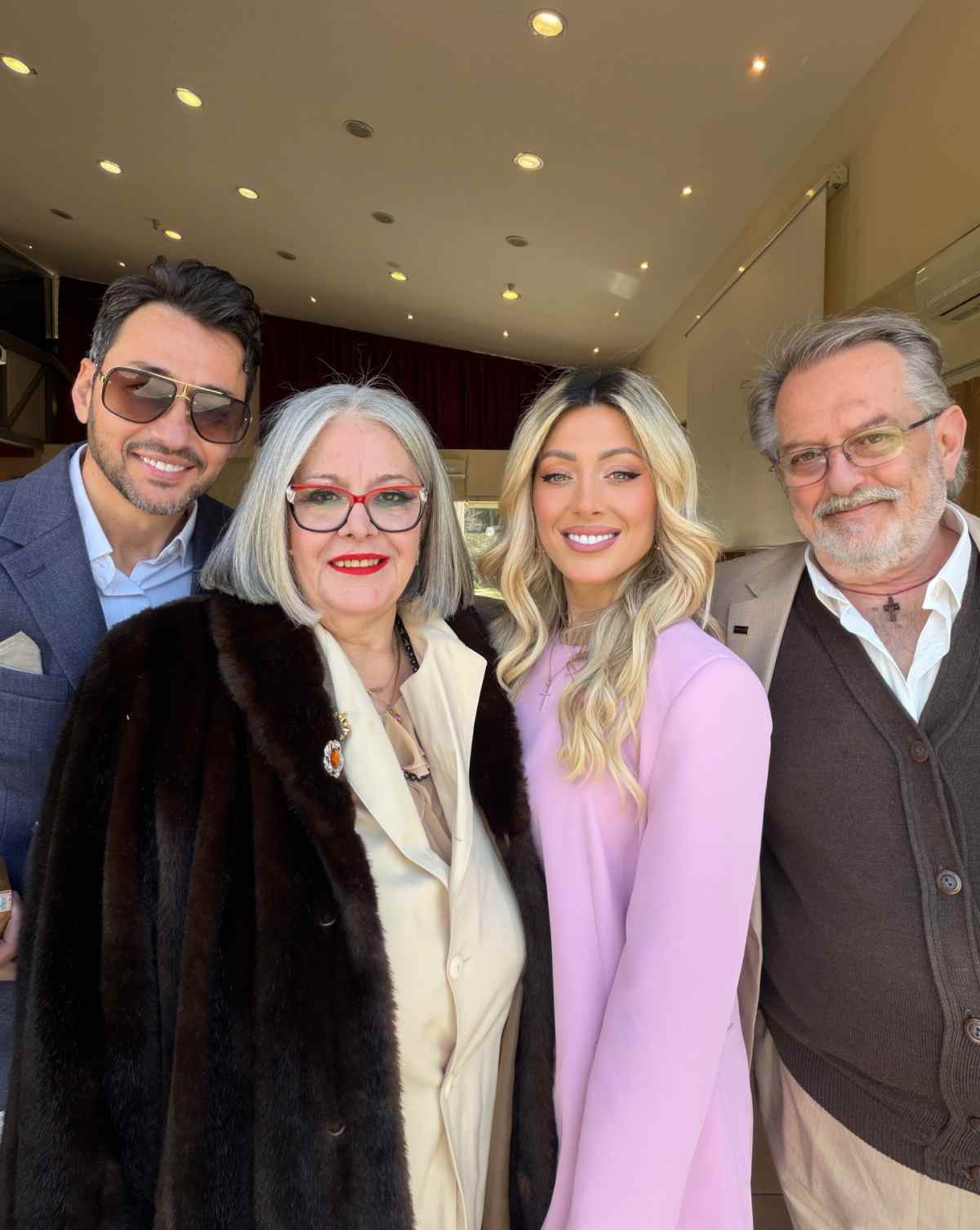 Η ανάρτηση της Λεάννας Μάρκογλου για τον γάμο του αδελφού της