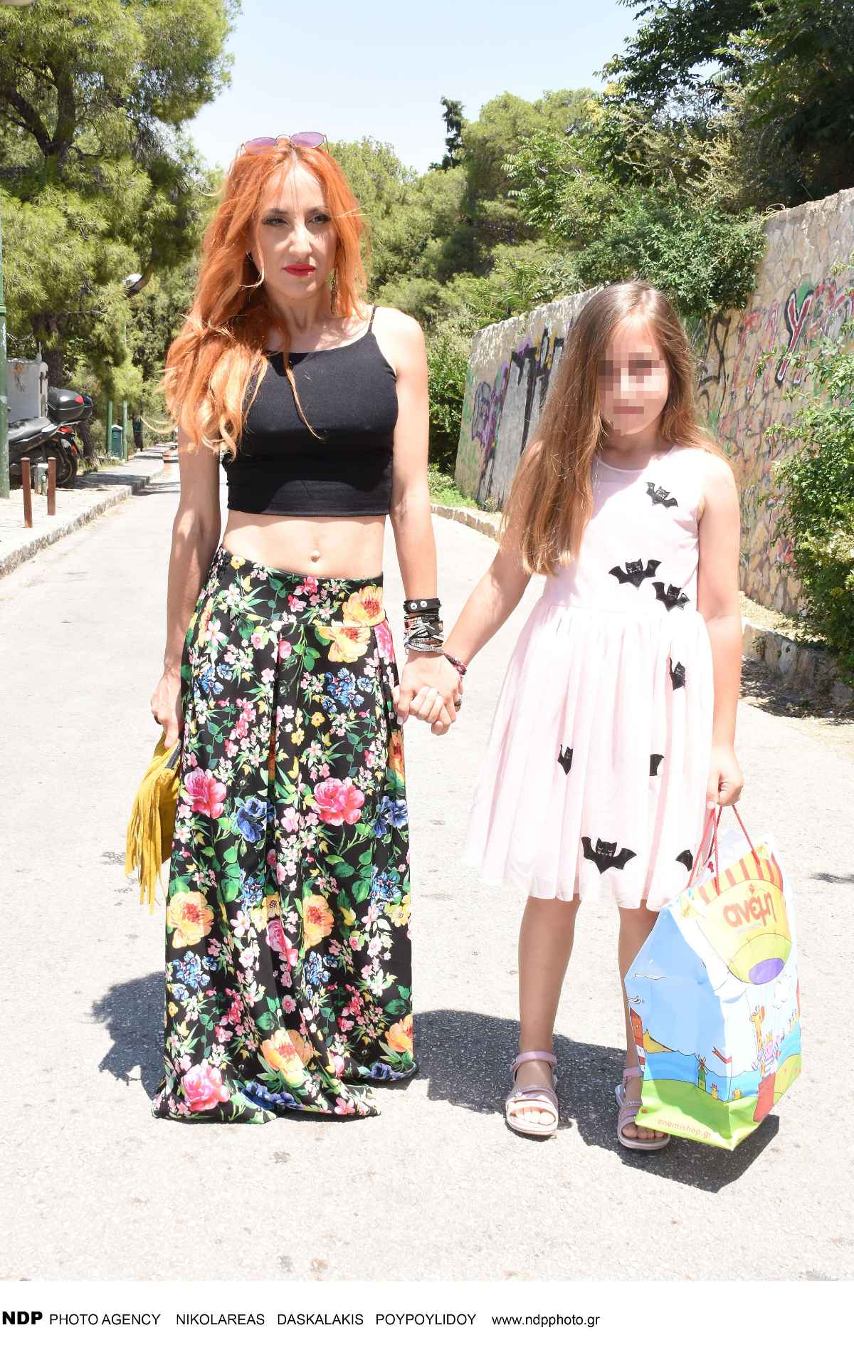 Η Φωτεινή Ψυχίδου με την κόρη της, Ιόλη Στόκα