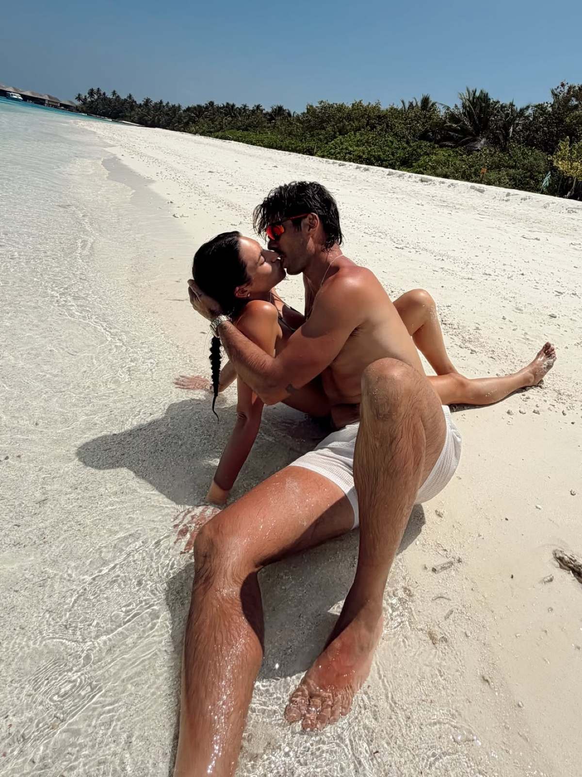 Γιώργος Καράβας, Ραφαέλα Ψαρρού