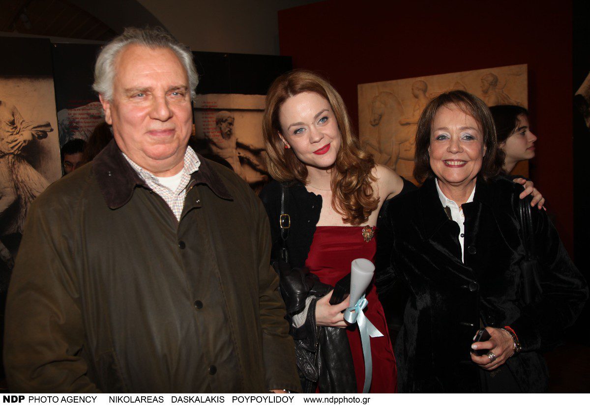 Η Λένα Παπαληγούρα με τους γονείς της