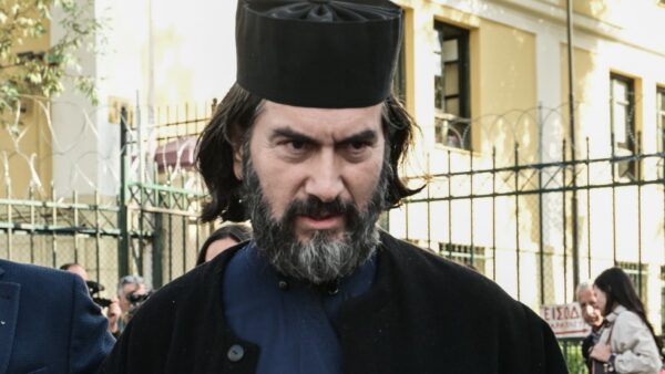 Πατέρας Αντώνιος