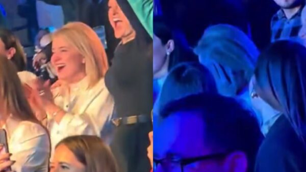 Η μητέρα του Akyla την στιγμή που ανακοινώνονται τα αποτελέσματα του εθνικού τελικού της Eurovision