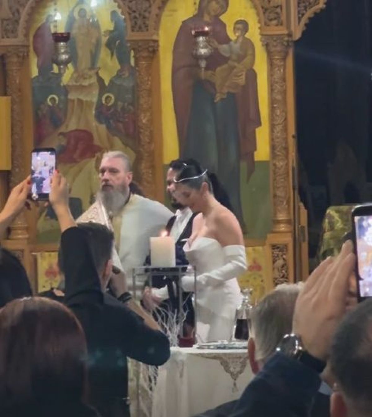 Ο Βασίλης Κουμεντάκος στο γάμο του