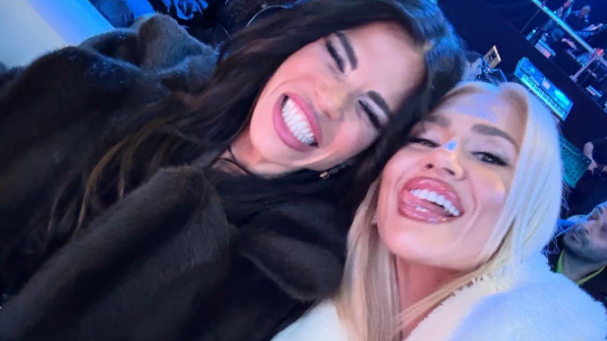 Έλενα Τσαγκρινού