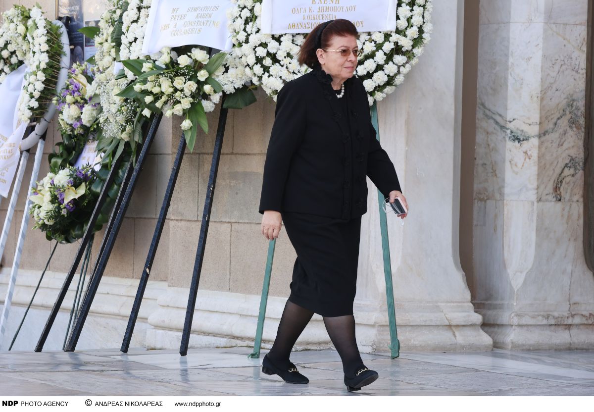 Λίνα Μενδώνη