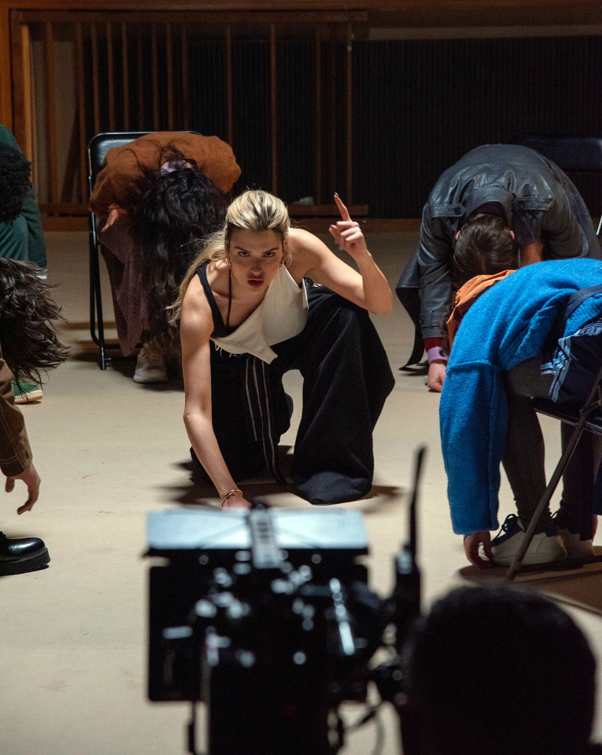 Κατερίνα Λιόλιου: Backstage φωτογραφίες από το video clip του «Λογαριασμού»