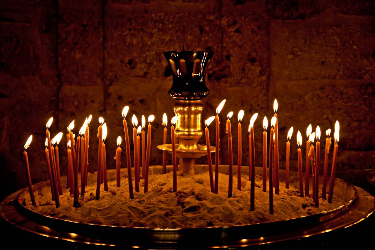 μοναστήρι κεριά