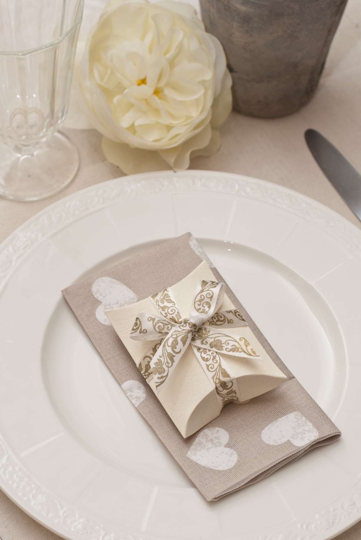 γάμος μπομπονιέρες