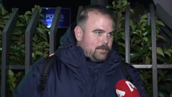 Νικόλας; Ράπτης