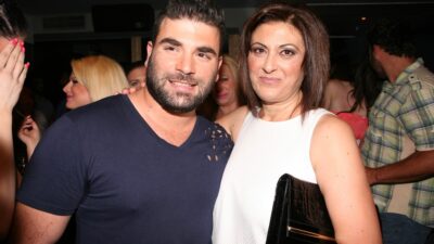 Ο Παντελής Παντελίδης και η μητέρα του