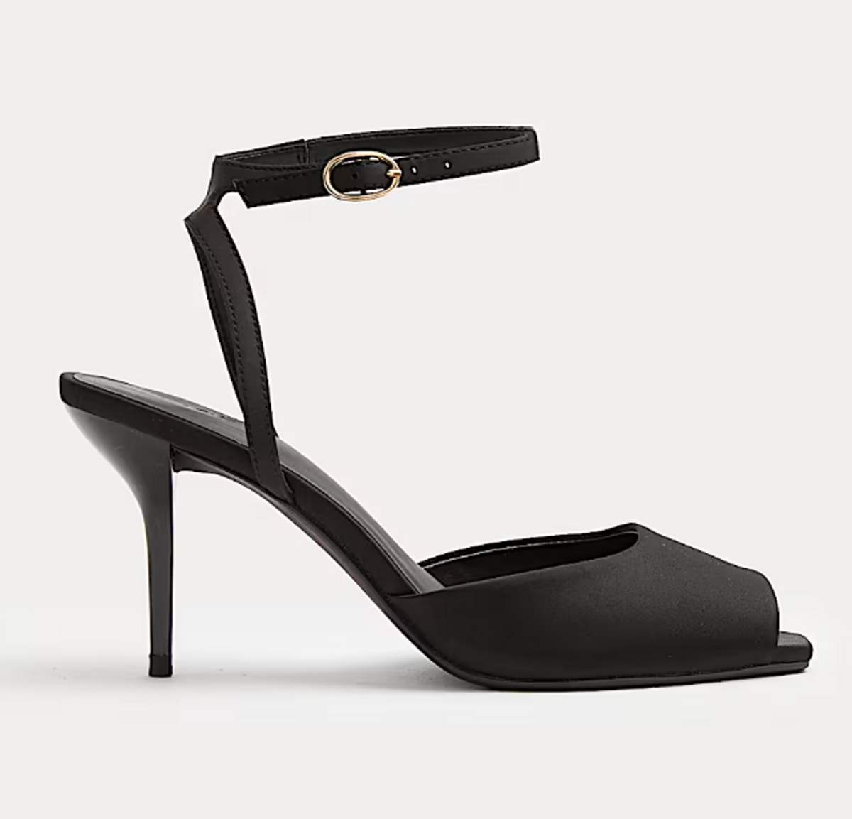 H Αλεξάνδρα Παναγιώταρου έκανε (επιτέλους) την πιο κομψή εμφάνιση