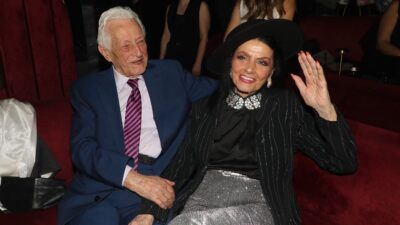 Ζωζώ Σαπουντζάκη: Δεν της έχουν πει ότι πέθανε ο σύντροφός της - Φοβούνται για την υγεία της