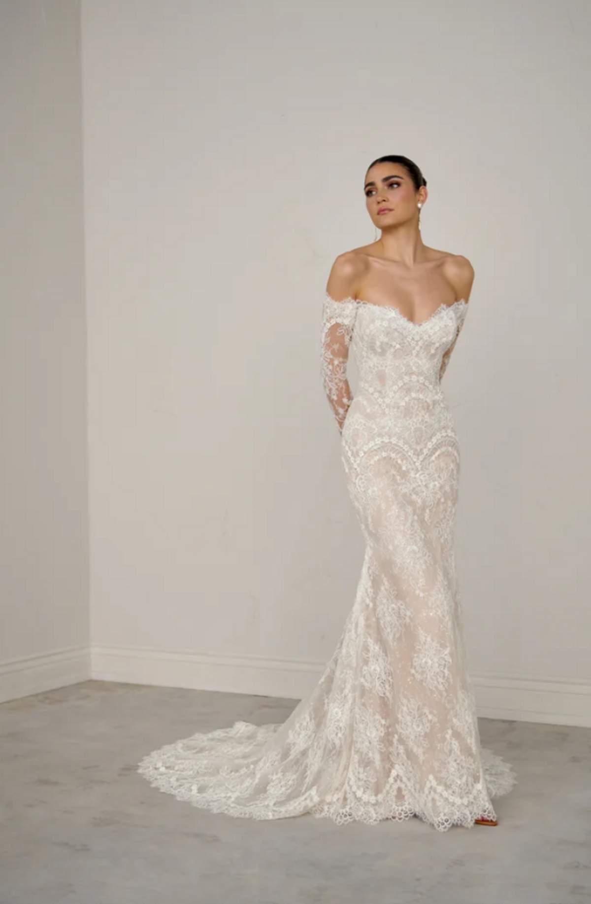 justin alexander νυφικό