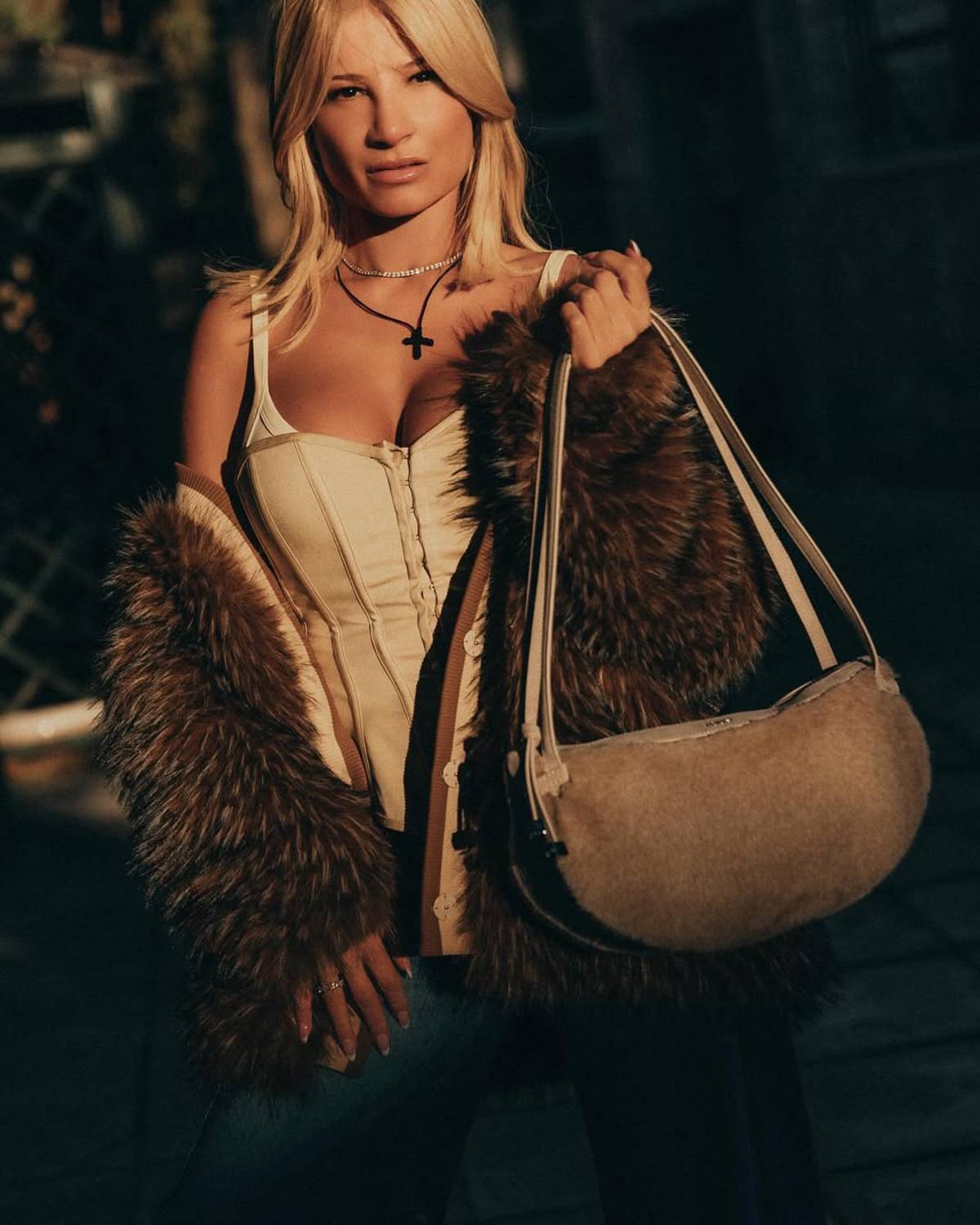 H Φαίη Σκορδά στον δρόμο