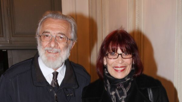 Ο Γιάννης Σμαραγδής με τη σύζυγό του