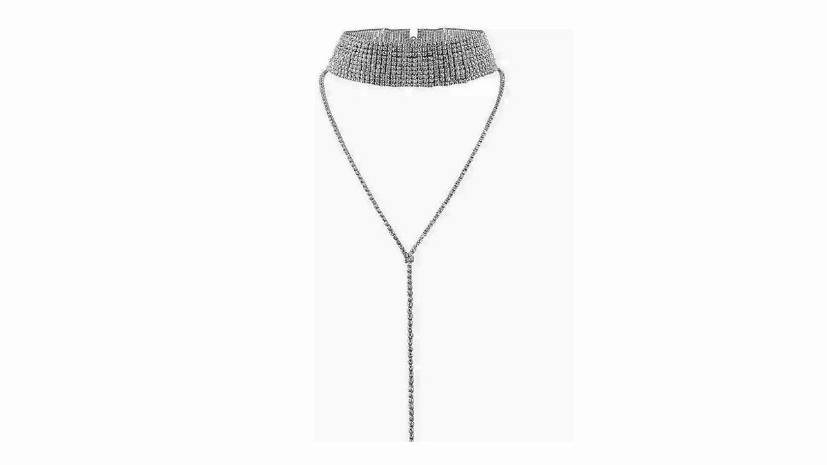 Μαρίνα Βερνίκου: Με ανατρεπτικό glam rock look στα μπουζούκια - Η λεπτομέρεια που έκανε τη διαφορά