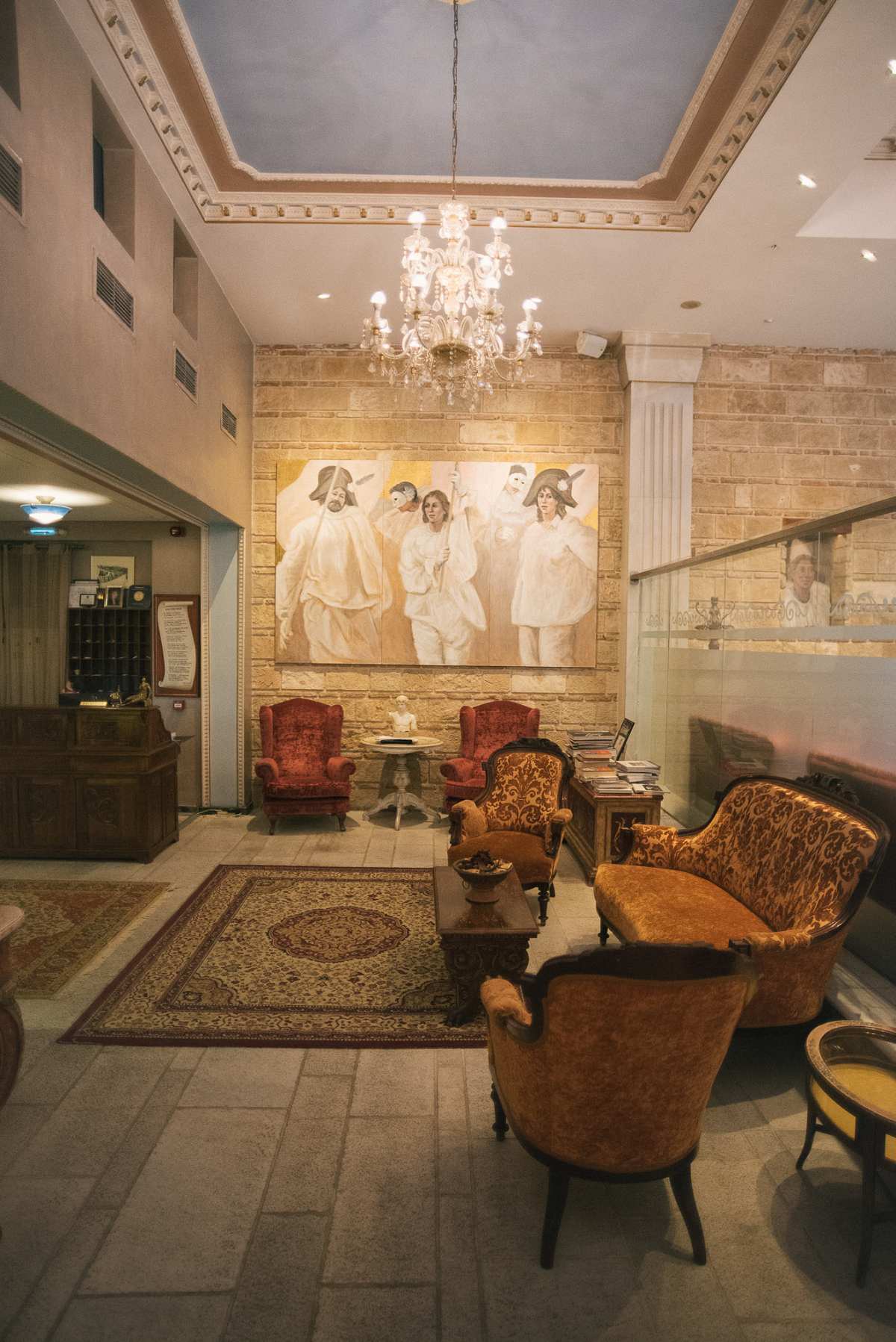 Γιατί όλοι μιλούν για το ξενοδοχείο Βυζαντινό στην Πάτρα;