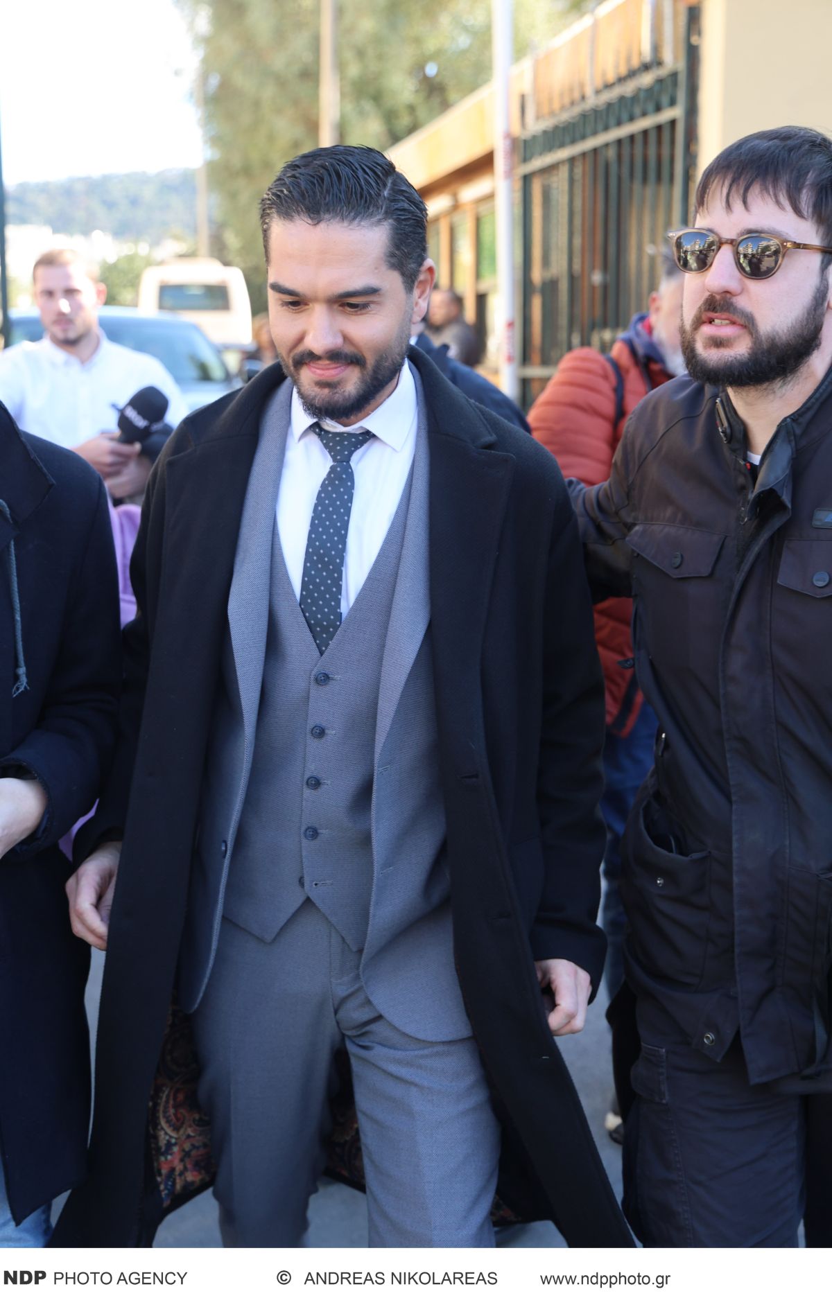 O Χρήστος Μάστορας έξω από τα δικαστήρια