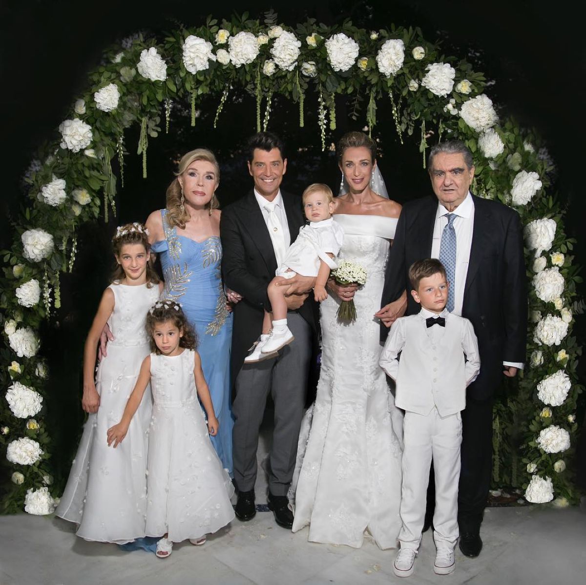 Παγκόσμια Ημέρα Γάμου σήμερα: Νυφικά διάσημων Ελληνίδων που άφησαν εποχή