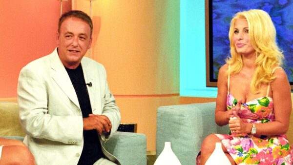 Ανδρέας Μικρούτσικος, Ελένη Μενεγάκη