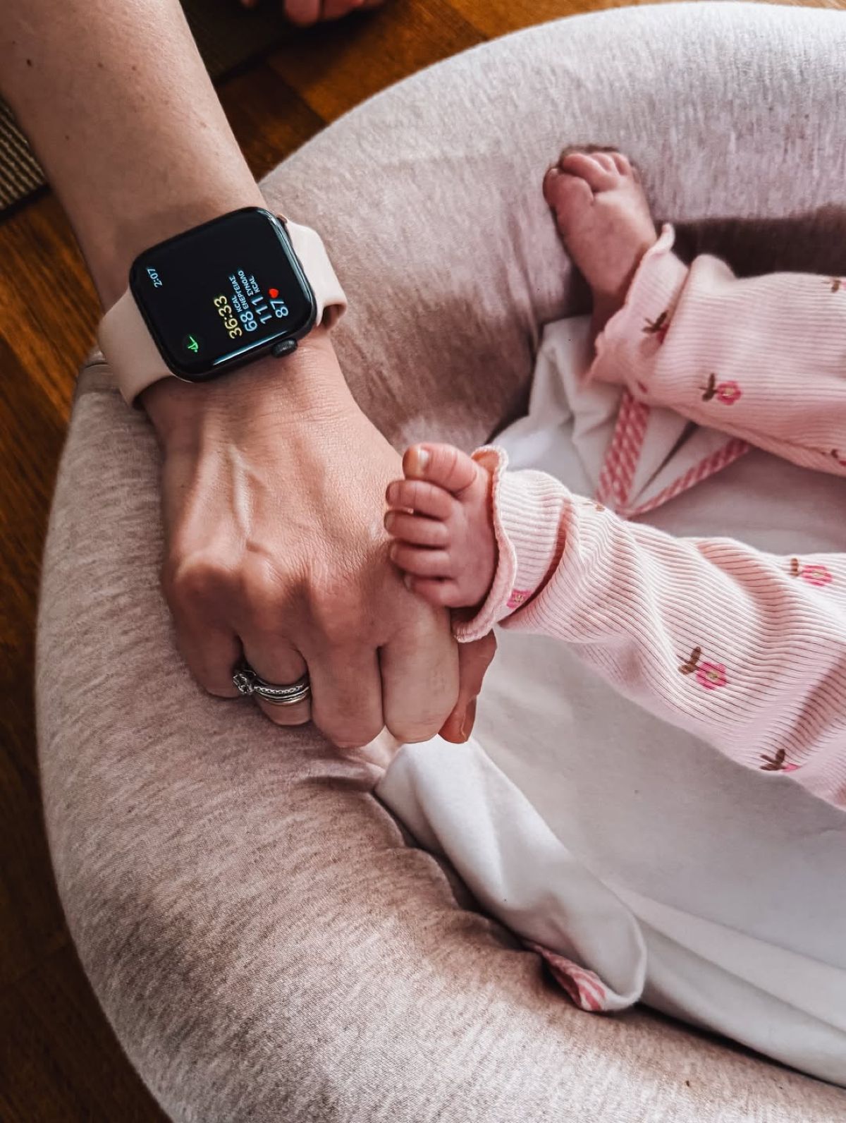 Η Κάτια Μάνου κάνει γυμναστική