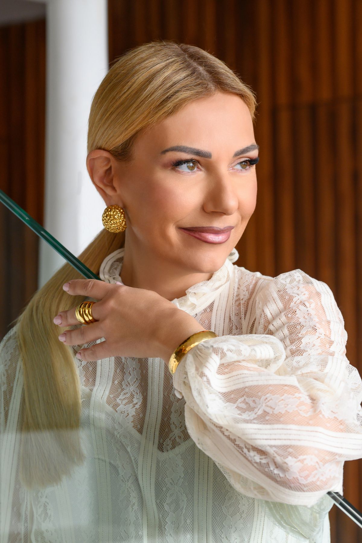 Η Τίνα Μεσσαροπούλου στο You